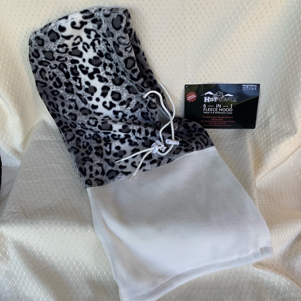 NWOT Hot Headz 6-in-1 fleece hood in snow leopard print - Picture 2 of 4